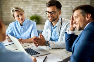 YouTube Channel: &pi;&omicron;&lambda;ύ&tau;&iota;&mu;&omicron;&sigmaf; &sigma;ύ&mu;&mu;&alpha;&chi;&omicron;&sigmaf; &sigma;&tau;&omicron; &iota;&alpha;&tau;&rho;&iota;&kappa;ό marketing